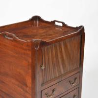 Georgian mahogany tray-top commode bedside cabinet