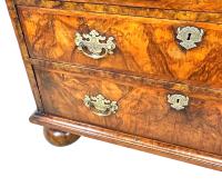 Early 18th Century Walnut Chest Of Drawers
